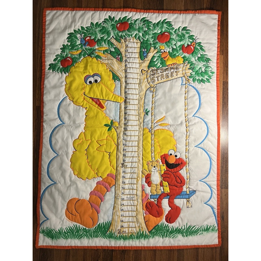 Sesame Street Big Bird Elmo Quilted Growth Wall Hanging Decor 44in X 33in *READ